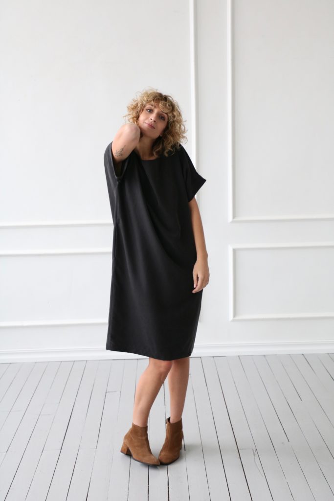 Cocoon style loose fit dress - Image 3