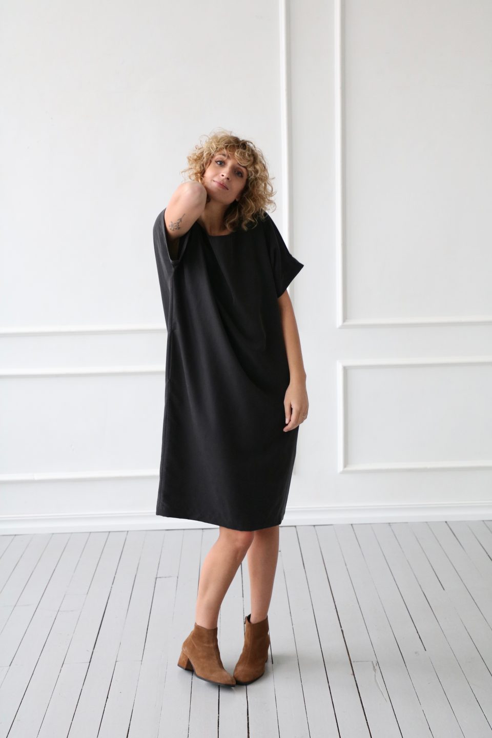 Cocoon style loose fit dress - Image 3