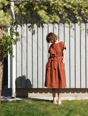Redwood linen tie belt dress
