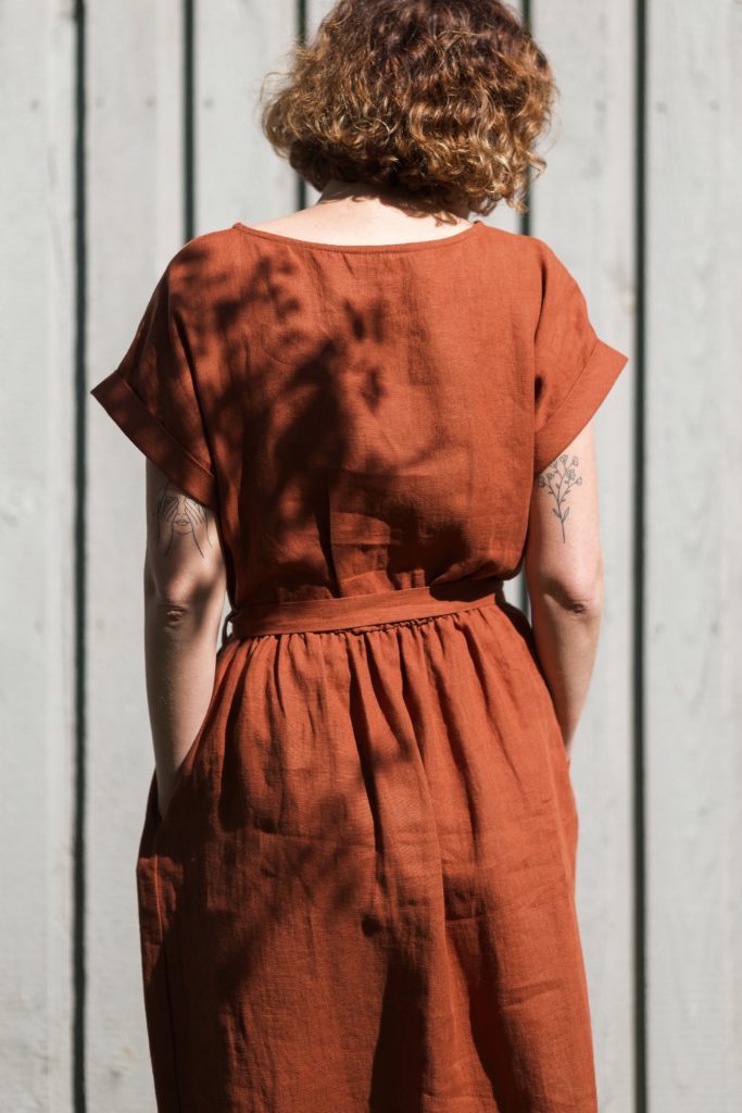 Redwood linen tie belt dress - Image 2