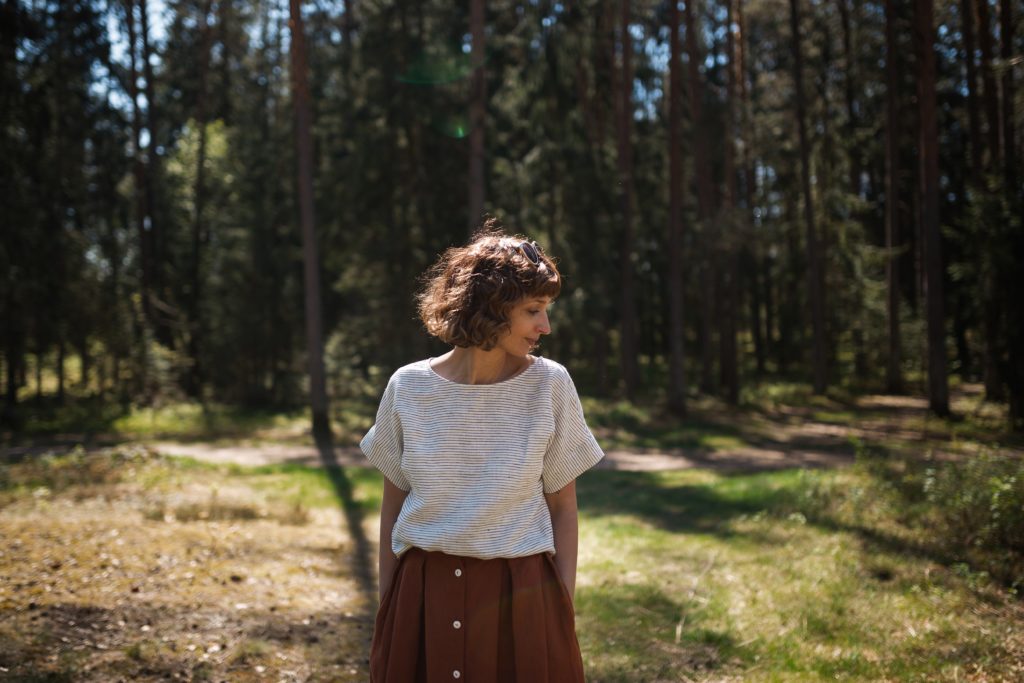 Linen Short Sleeve Blouse In Stripes