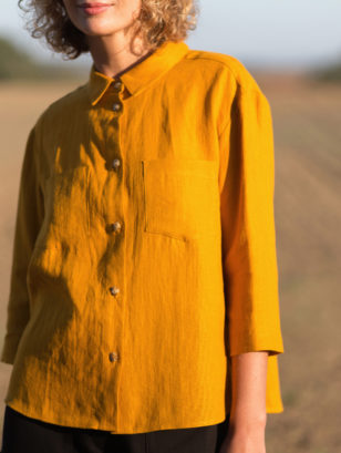 Classic linen pocket shirts