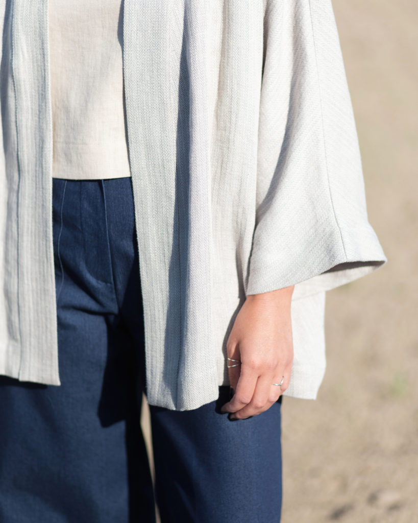 Linen jacket in a woven herringbone print - Image 3