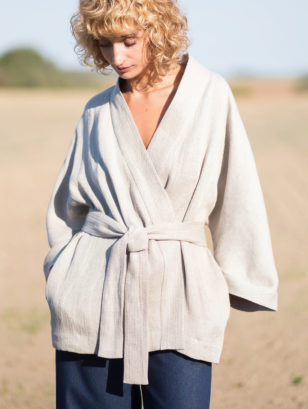 Linen jacket in a woven herringbone print