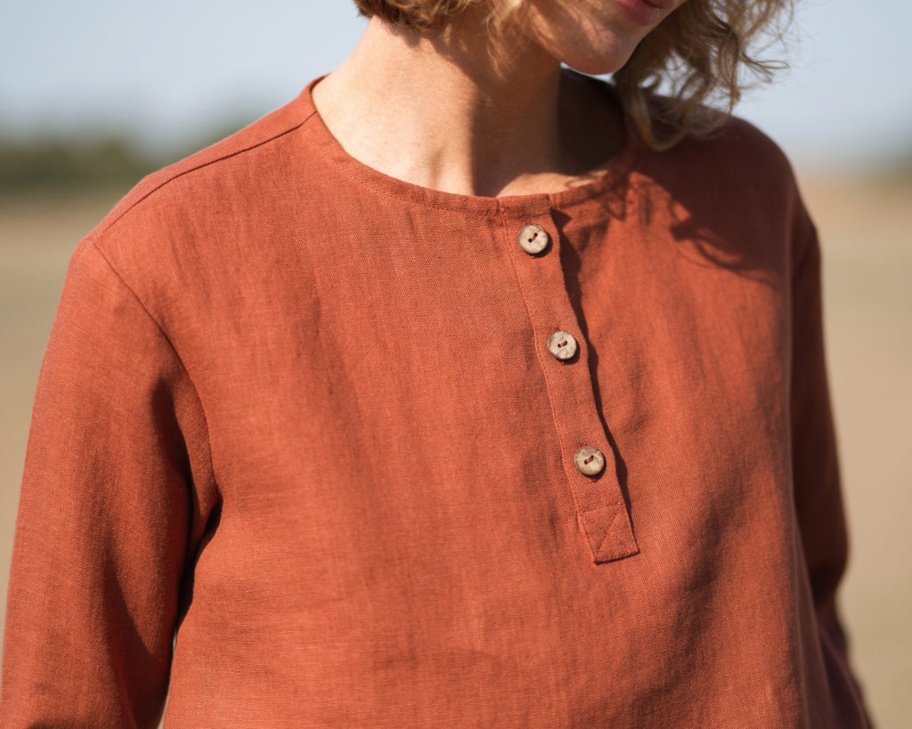 Classic linen blouse - Image 1