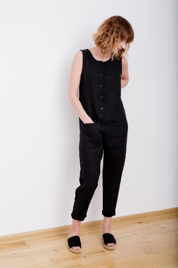 Sleeveless linen jumpsuit