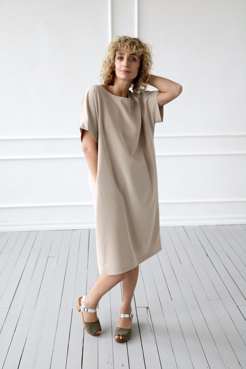 Cocoon style loose fit dress - Image 2