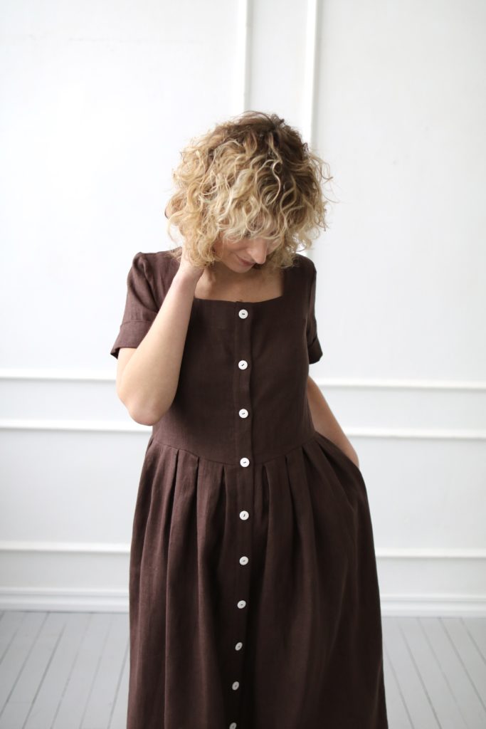 Linen pleated skirt dress - Image 1