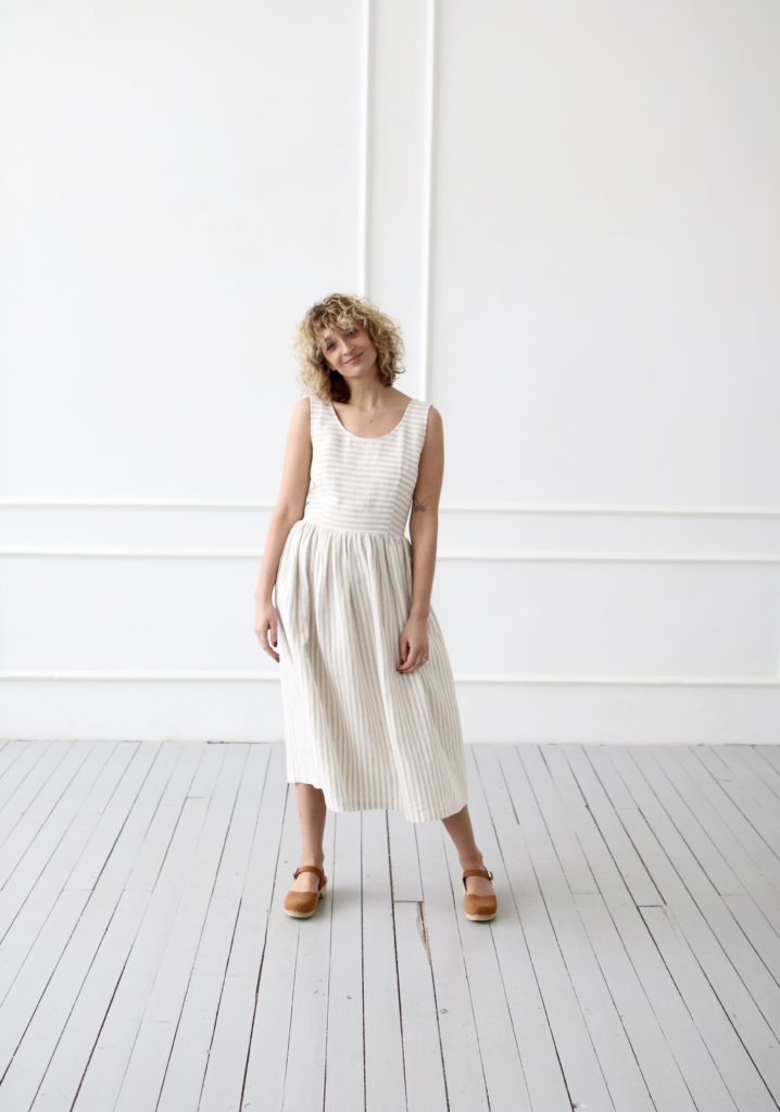 Sleeveless striped linen dress - Image 1