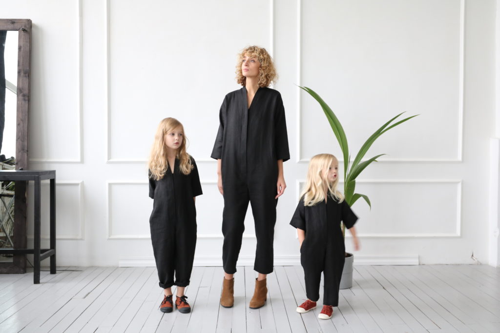 Matching linen jumpsuits set - Image 1