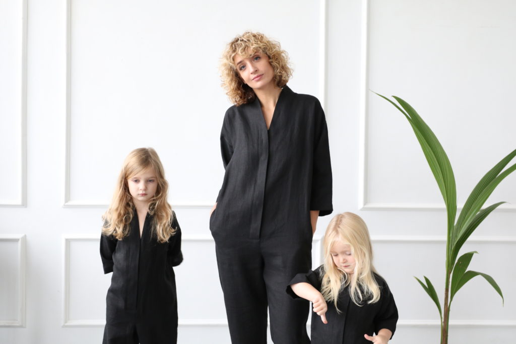 Matching linen jumpsuits set - Image 4