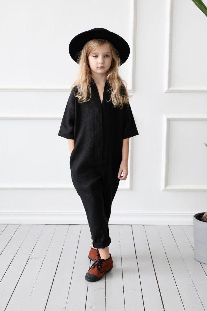 Girls linen jumpsuit - Image 2