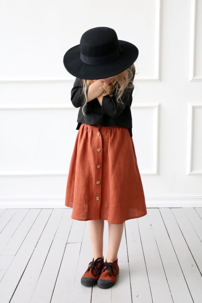 Linen skirt for girl