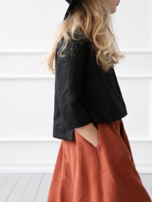 Linen blouse for girl