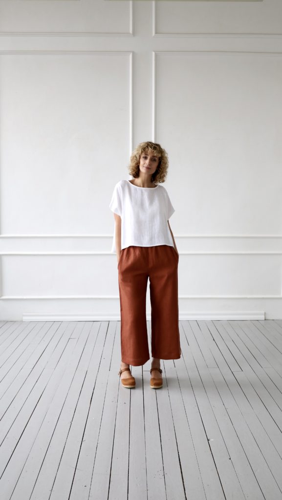 Wide leg linen culottes in redwood - Image 2
