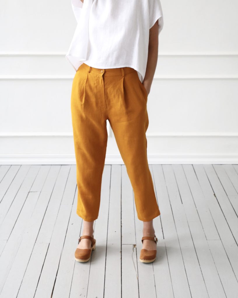 Classic cropped linen pants - Image 2