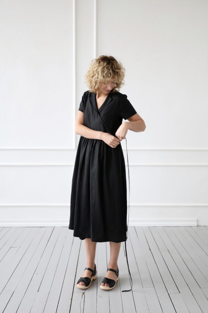 Loose fit linen wrap dress - Image 3