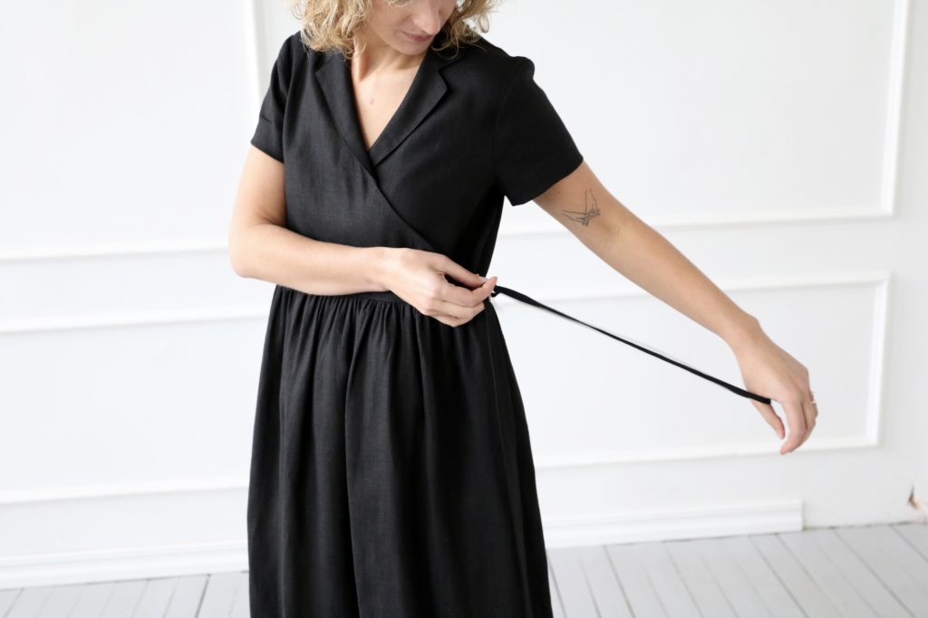 Loose fit linen wrap dress - Image 4