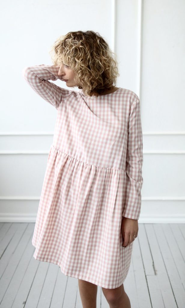 Smock dress in dusty rose checks - Image 3