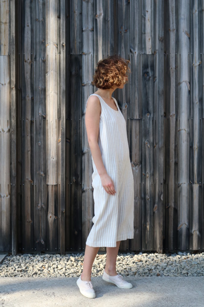 Sleeveless Wide Leg Linen Jumpsuit - Image 2