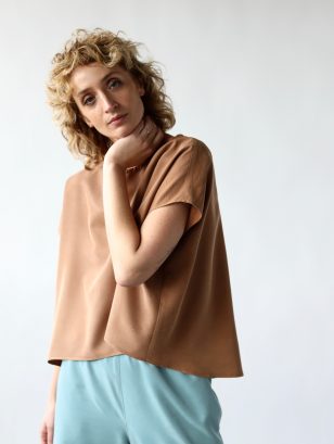 Oversize Cropped Blouse