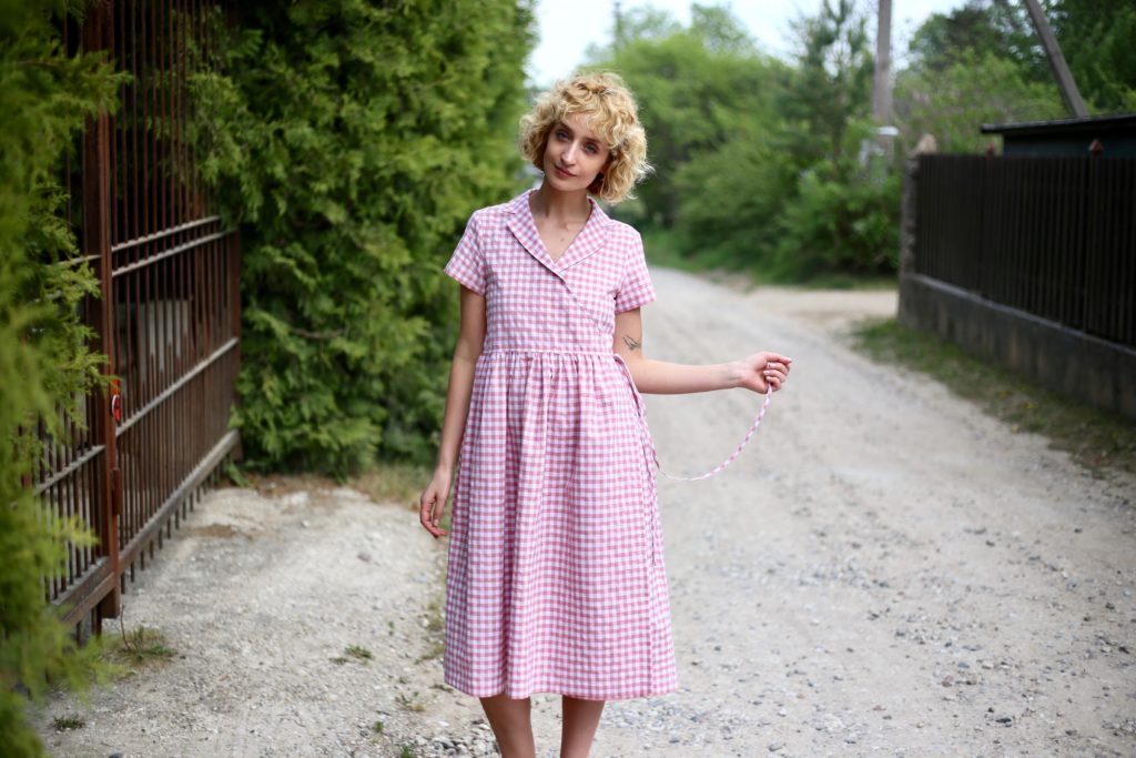 Gingham cotton wrap dress - Image 2