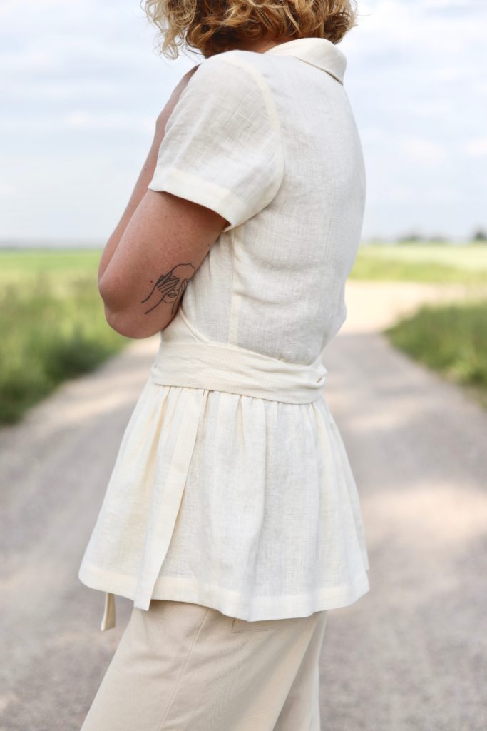 Ruffled linen wrap blouse - Image 1