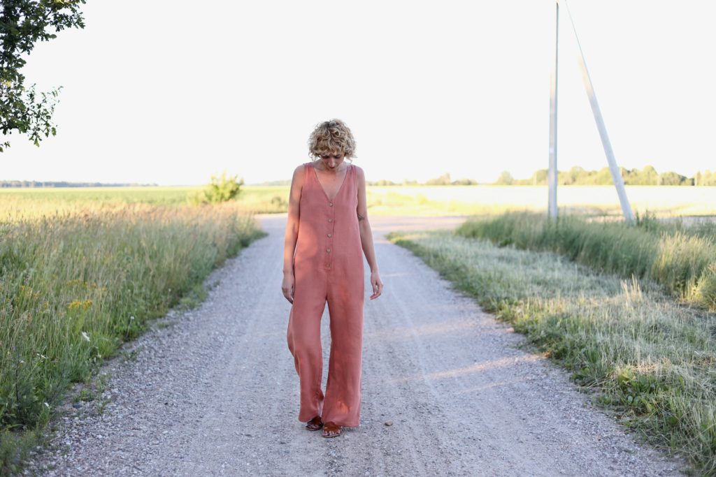 Maternity sleeveless linen V-neck jumpsuit | Jumpsuit | Sustainable clothing | OffOn clothing