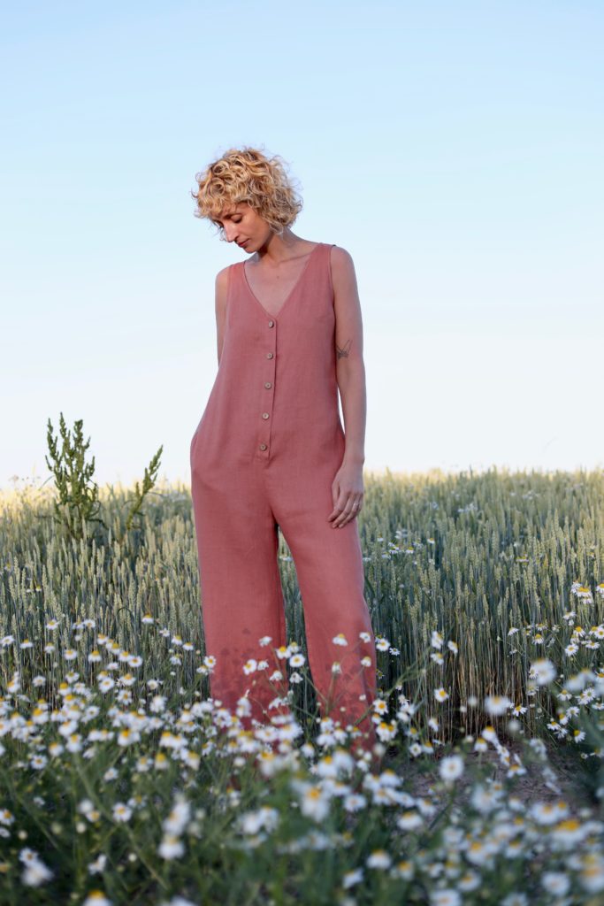 Maternity sleeveless linen V-neck jumpsuit - Image 1