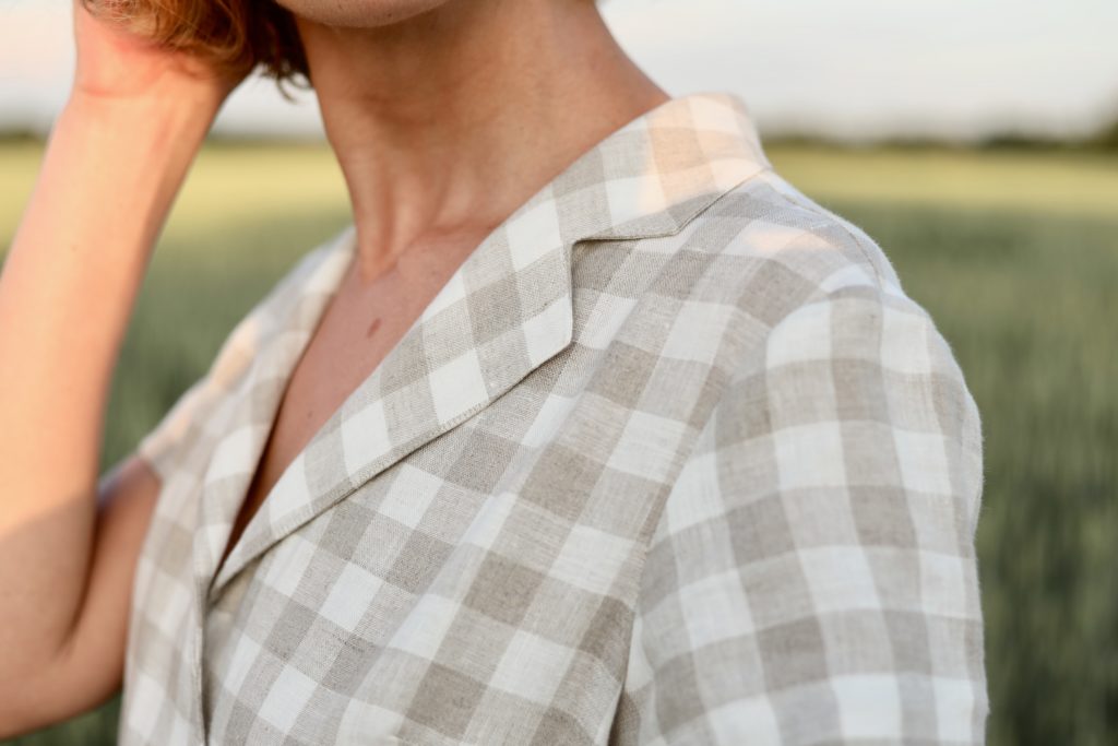 Linen wrap dress in checks - Image 2