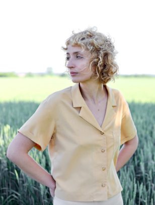 Revere collar cropped shirt
