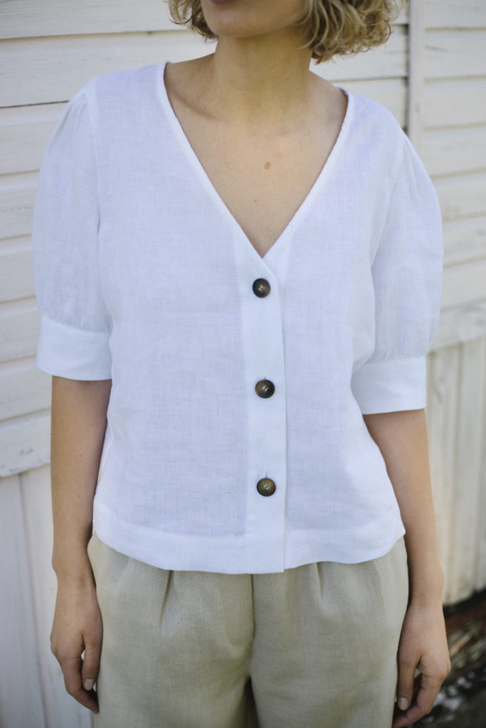 White linen V-neck blouse - Image 2