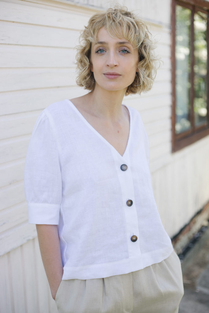 White linen V-neck blouse - Image 1