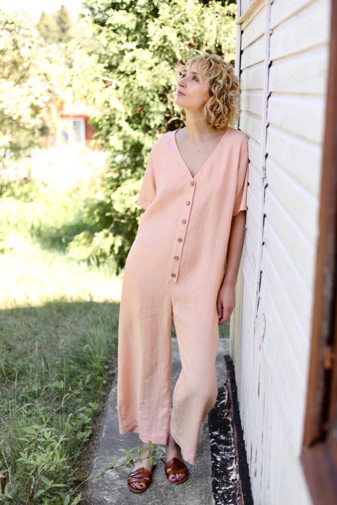 Linen short sleeve wide leg jumpsuit - Image 2