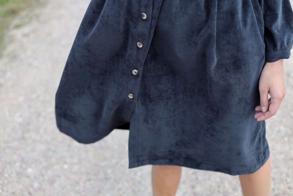 Corduroy shirt dress - Image 4