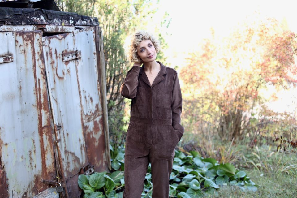 Corduroy long sleeve jumpsuit - Image 3