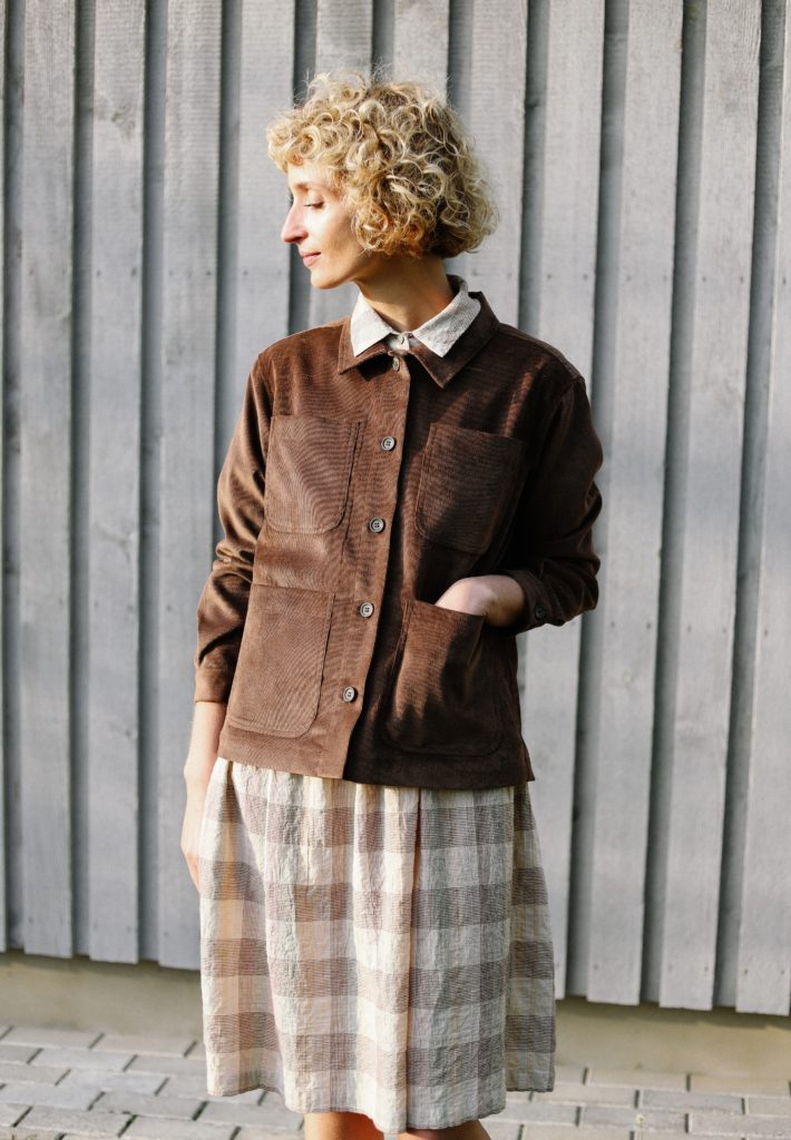 Corduroy shirt collar jacket