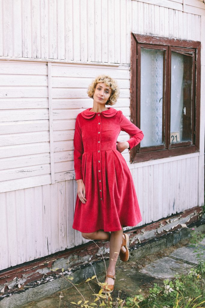 Fitted Corduroy Long Sleeve Dress | Dress | Sustainable clothing | OffOn clothing