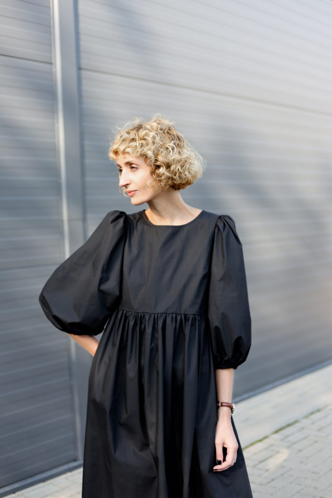 Puffy sleeve empire waist dress - Image 5