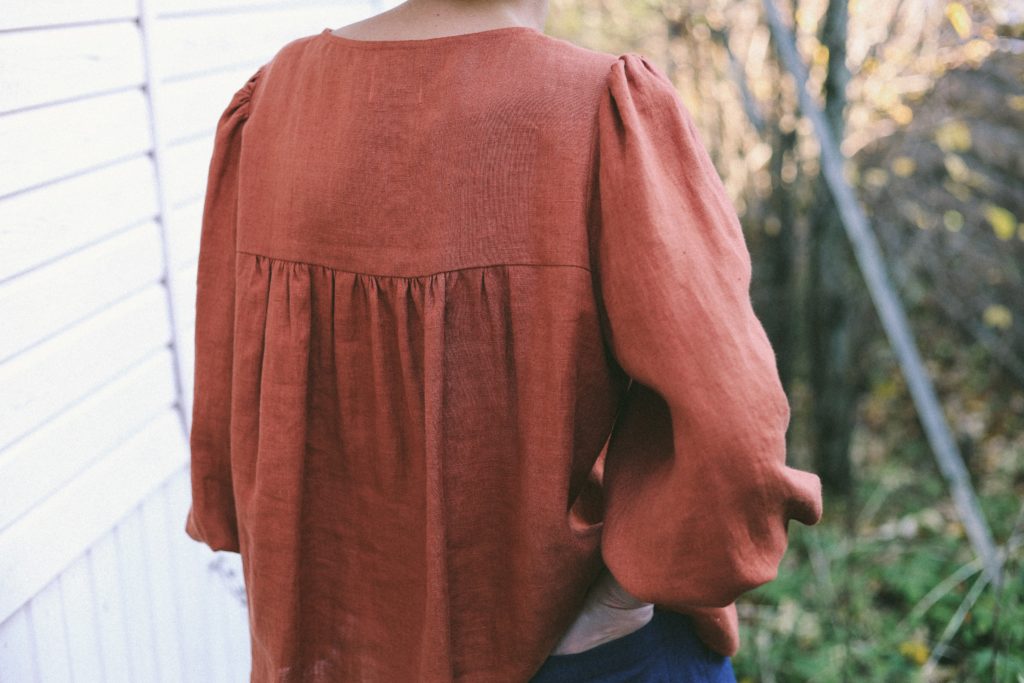 Linen puffy sleeve blouse - Image 3