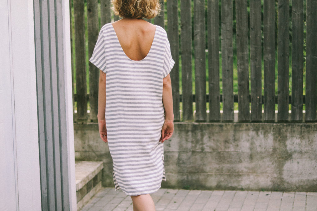 Open Back Linen Tunic Dress - Image 4