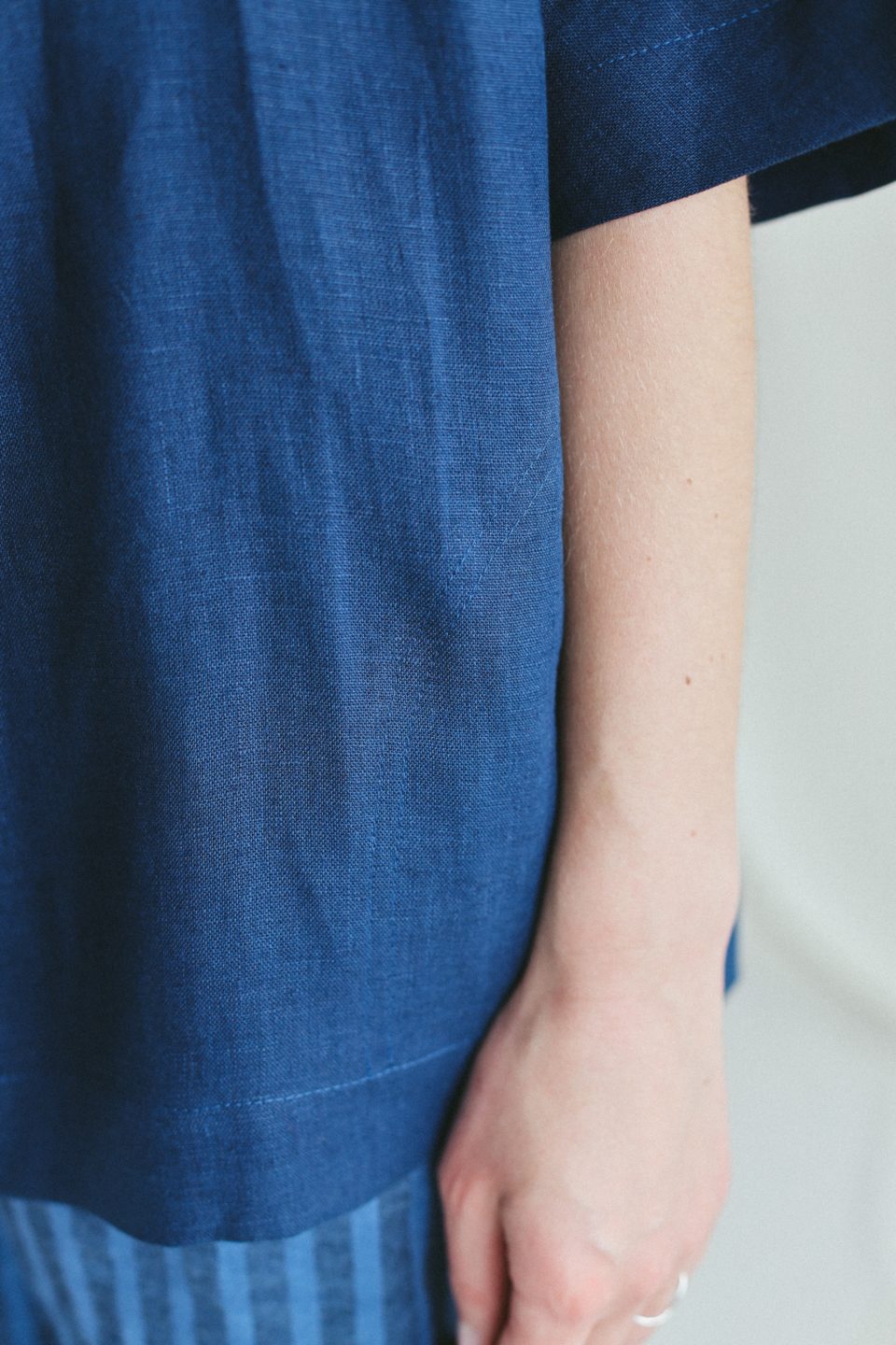 Loose linen wrap jacket - Image 2