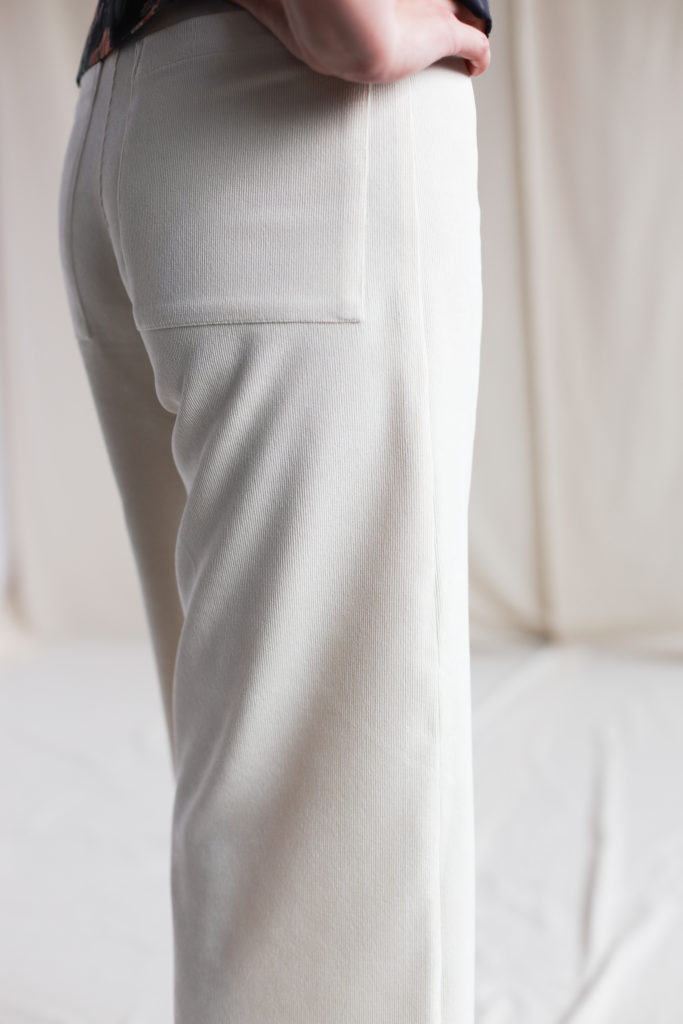 Needlecord wide leg crop trousers - Image 3
