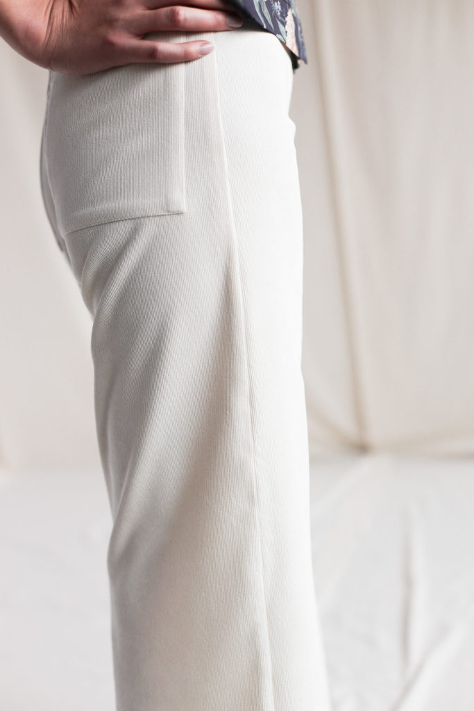 Needlecord wide leg crop trousers - Image 4