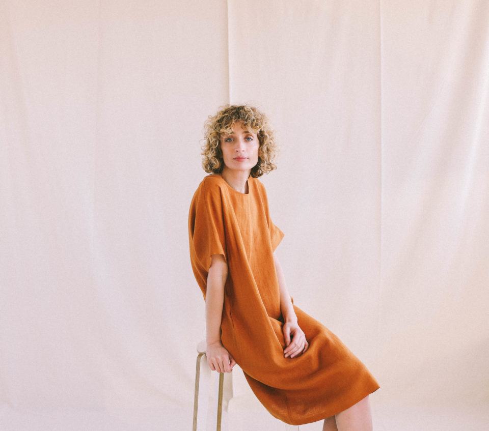 Loose fit linen tunic dress - Image 4