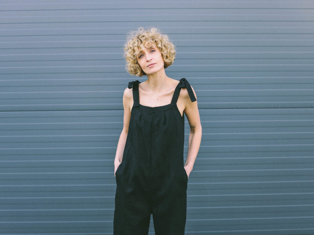 Linen Tie-strap jumpsuit - Image 4