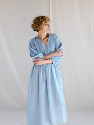 Linen V-neck puffy sleeve dress | Dress | Sustainable clothing | OffOn clothing