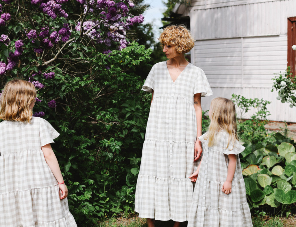 Linen mommy and me checkered dress - Image 2
