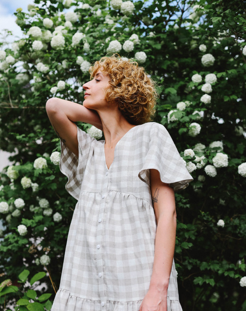 Tiered Maxi linen check dress - Image 3