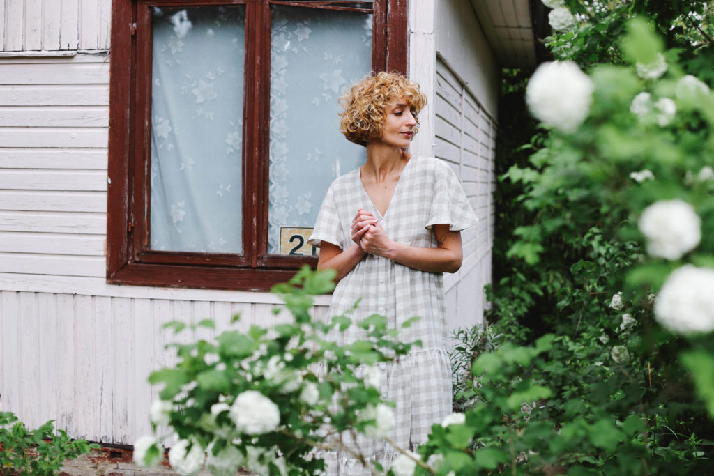 Tiered Maxi linen check dress - Image 4